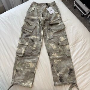 Maniere de voir Camo Cargo Pants